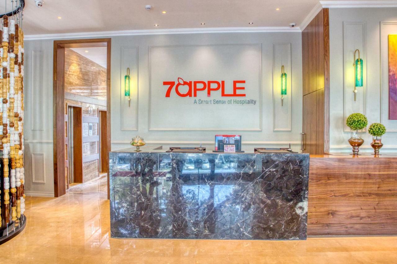 7 Apple Hotel - Viman Nagar Pune Esterno foto